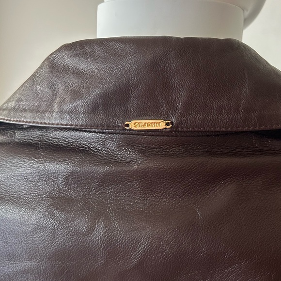 Fabulous St.John Butter Soft Leather
Jacket Embellished w/Brass
Grommets - Picture 8 of 17